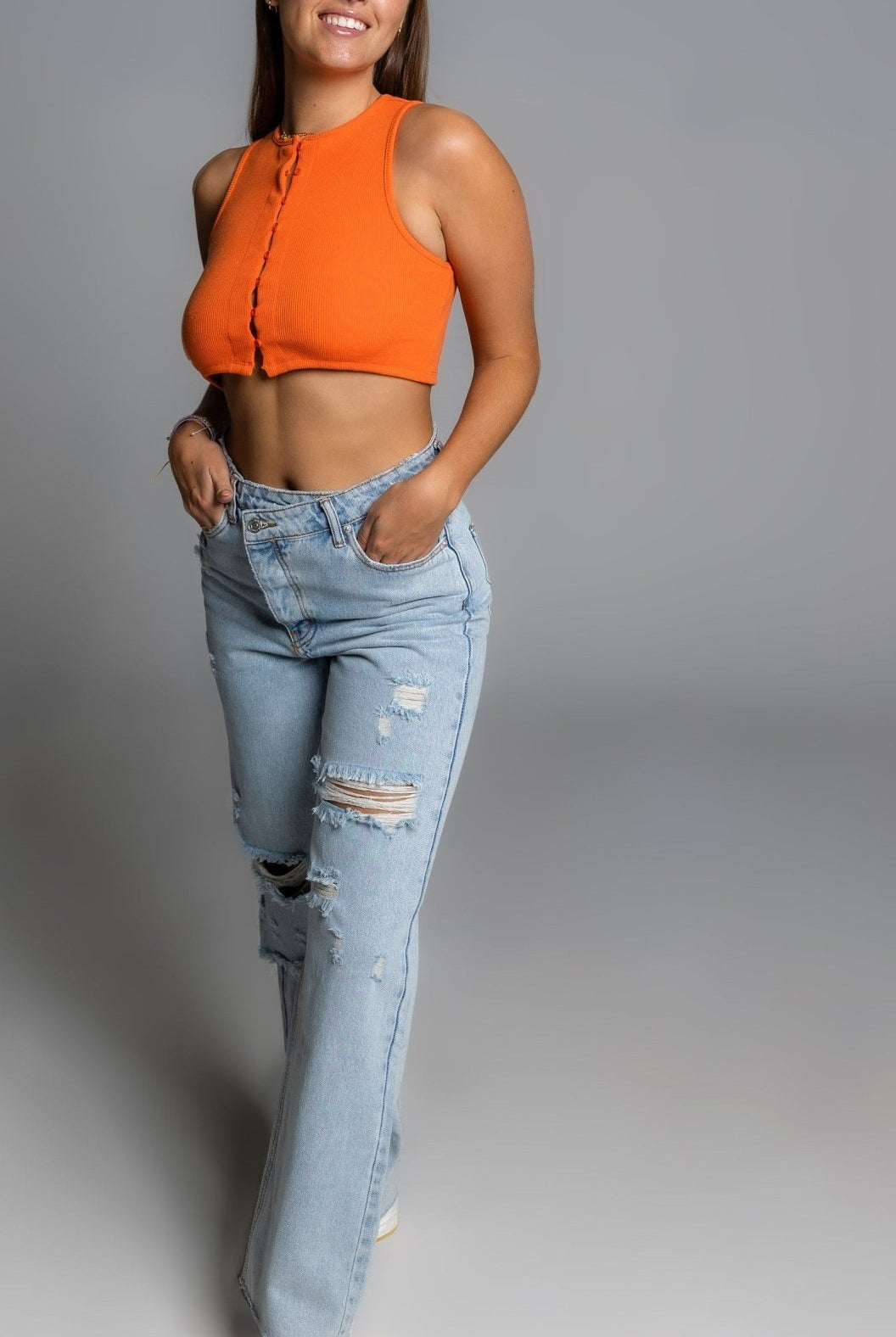 HOT SHOT BUTTON CROP TANK - Soho Social