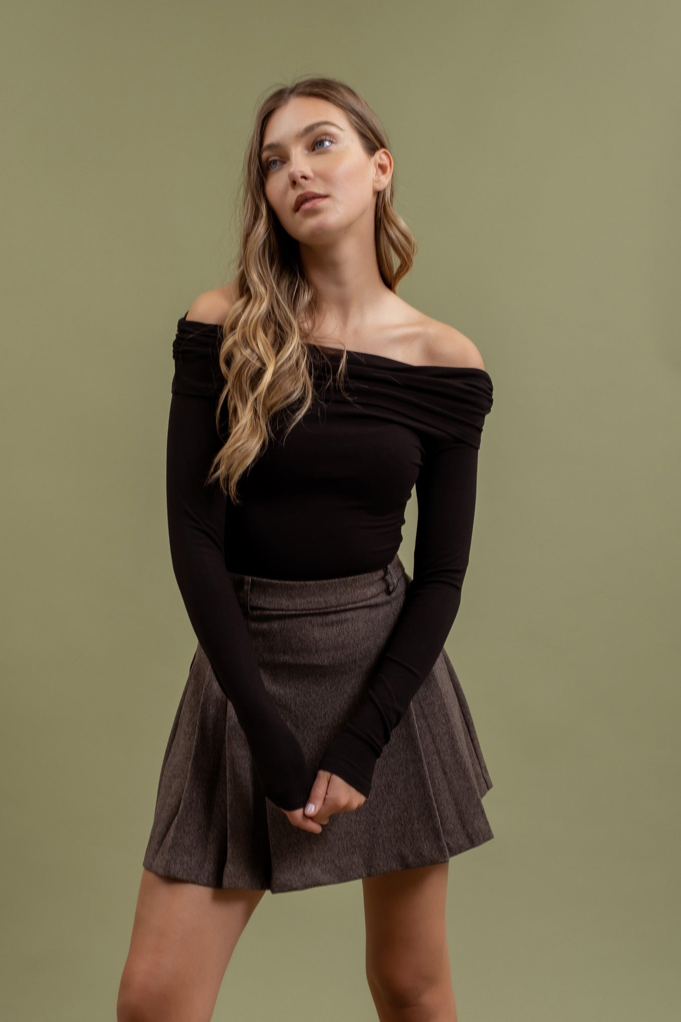 Bennett Off-Shoulder Knit Top – Soho Social